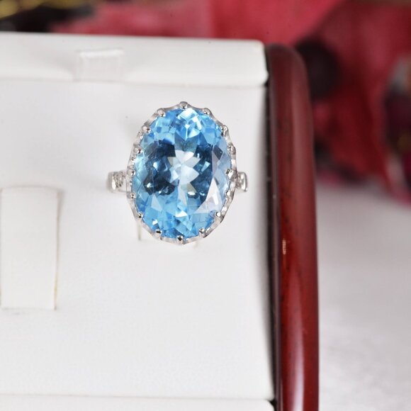 10ct Natural Oval Blue Topaz Ring 925 Sterling Silver, sz 6 - Picture 2 of 4